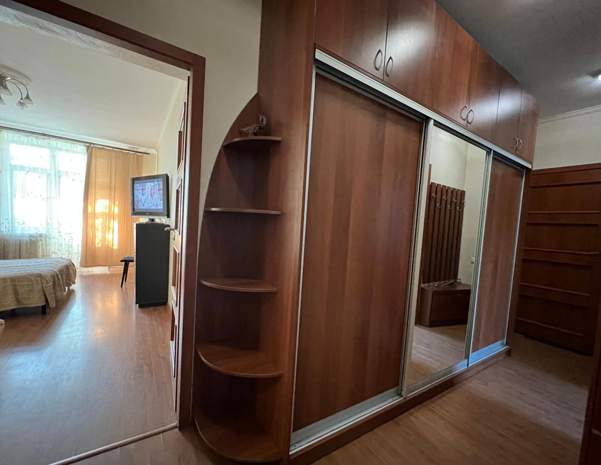 Apartment On Skorykovskyi Lane 4 Dnipro Esterno foto
