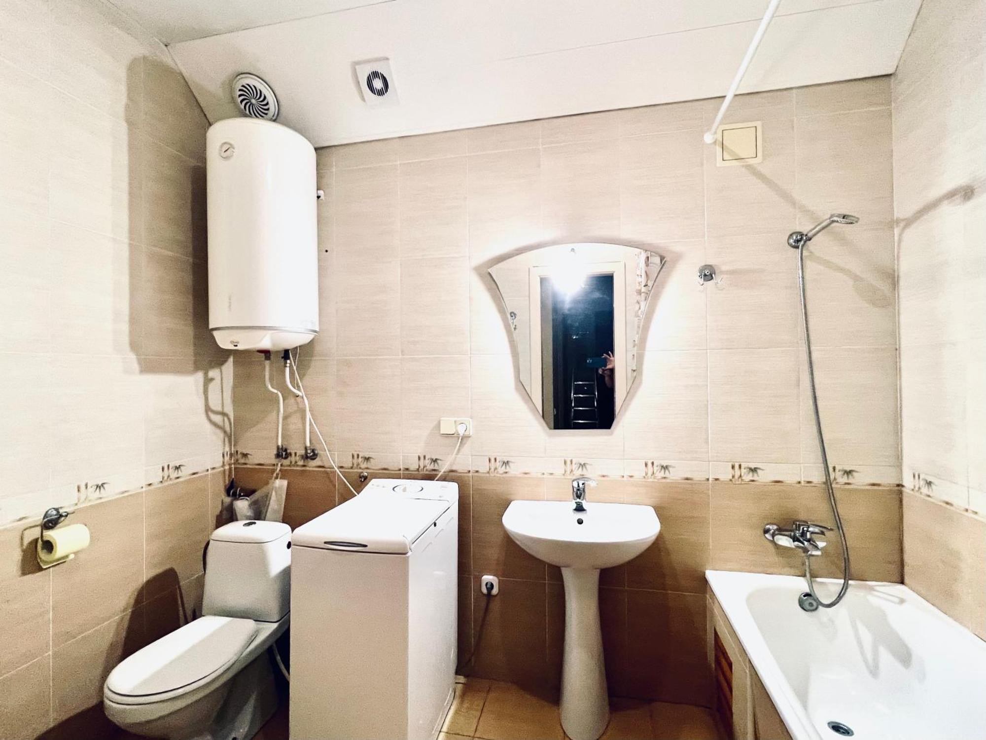 Apartment On Skorykovskyi Lane 4 Dnipro Esterno foto