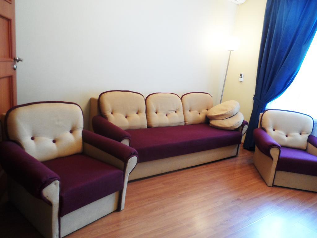 Apartment On Skorykovskyi Lane 4 Dnipro Esterno foto